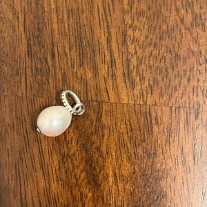 Pearl Charm/Pendant